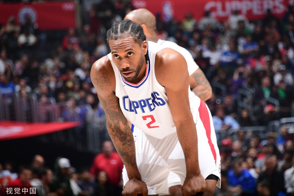 转会市场中 转会市场中